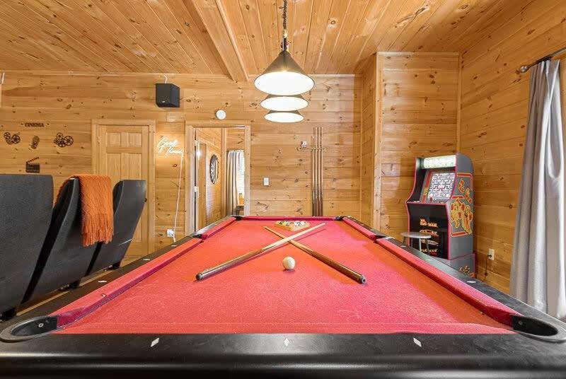 ガトリンバーグ Movie Theater Hot Tub View Mountain Escapeヴィラ エクステリア 写真